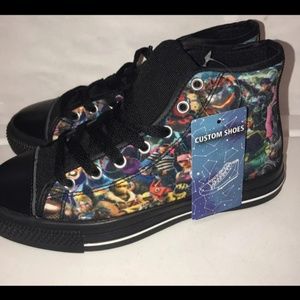 Youth sz 4. These shoes are brand new